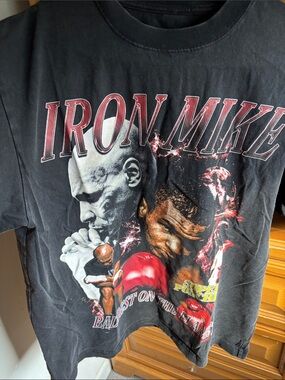 Mike Tyson tee